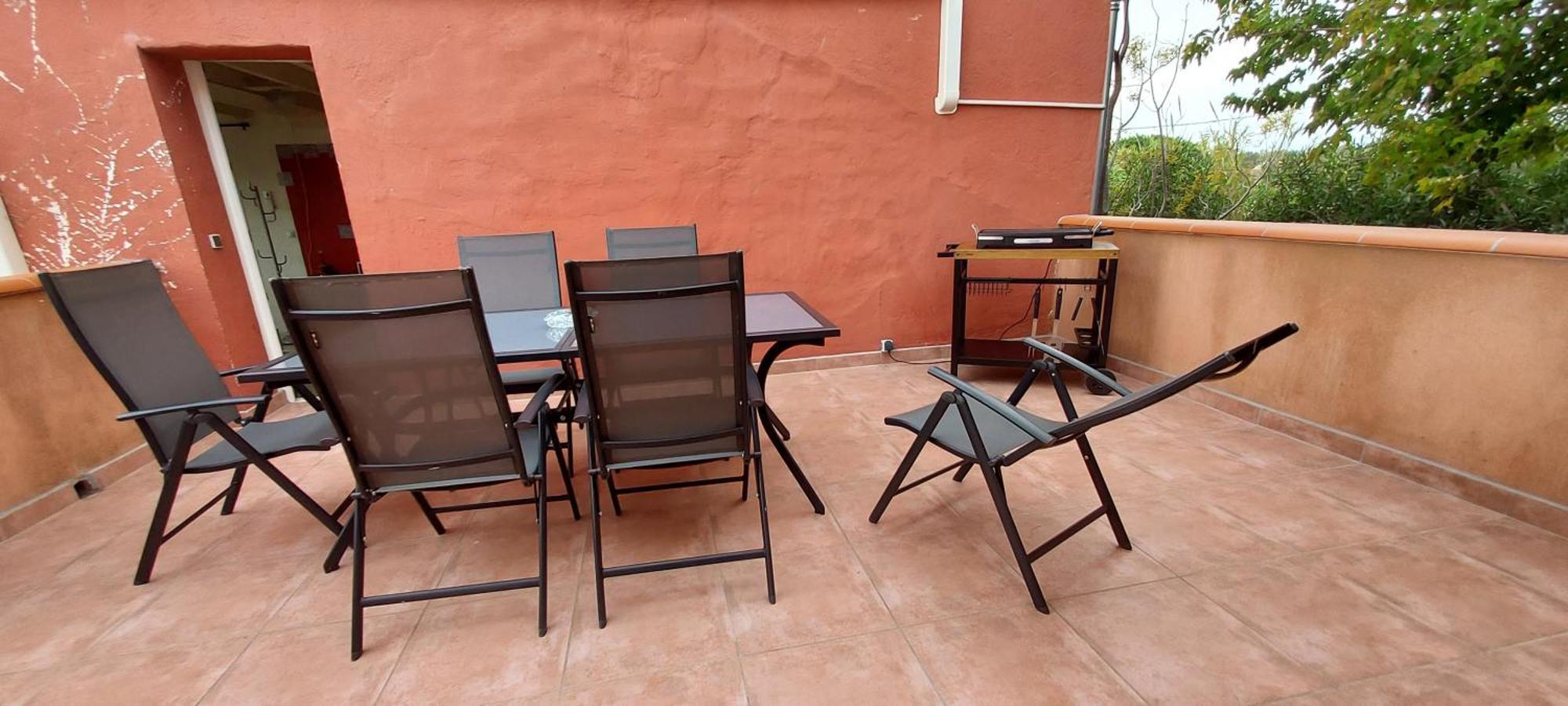 Le Barcares Logement Climatise Pour 6 Personnes, Draps Et Serviettes Non Fournis Air-Conditioned Accommodation For 6 People, Sheets And Towels Not Provided Alojamiento Con Aire Acondicionado Para 6 Personas, Sabanas Y Toallas No Incluidas Exterior foto